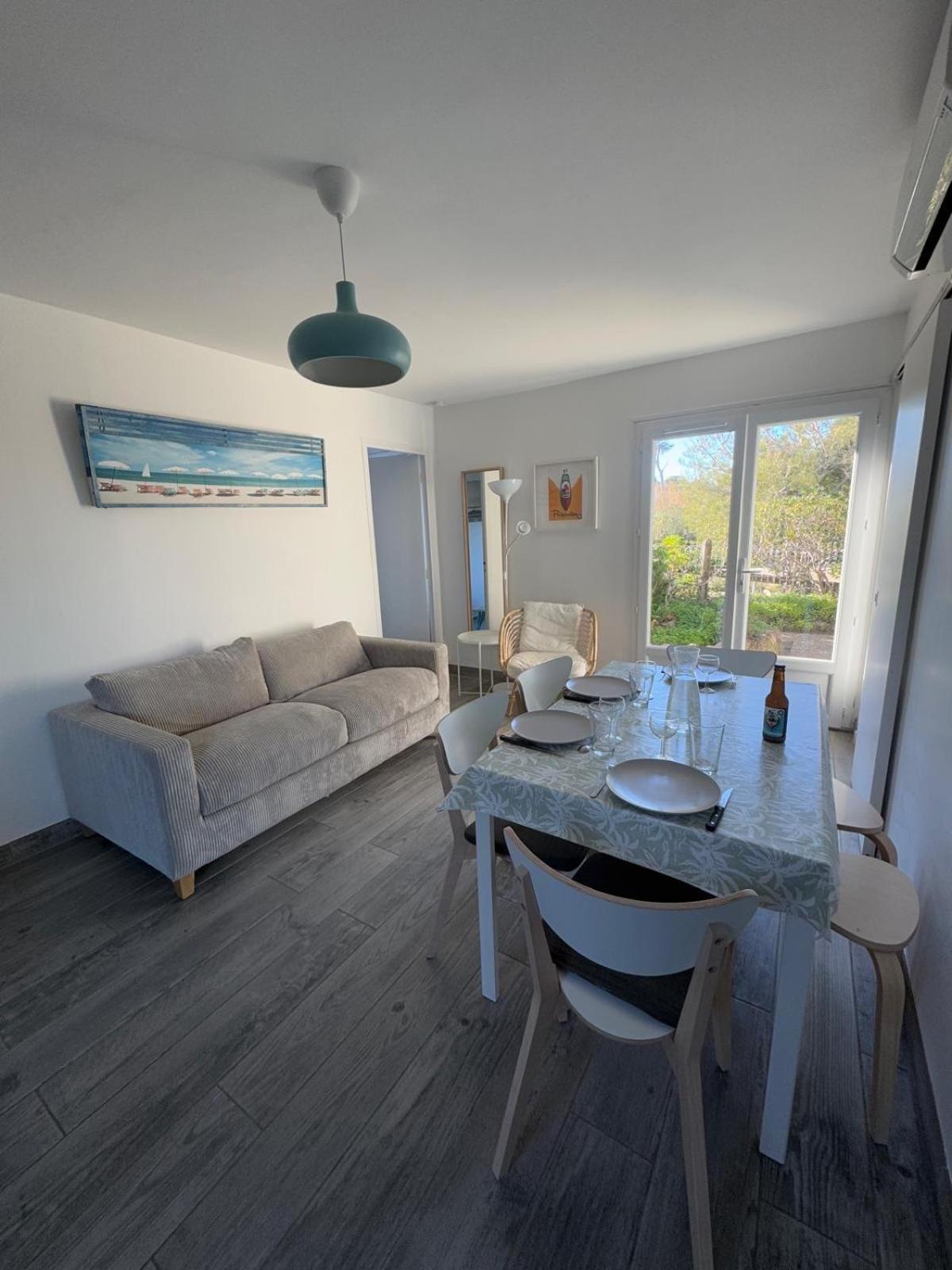Apartmán Le Club Des Cigales Hyères Exteriér fotografie